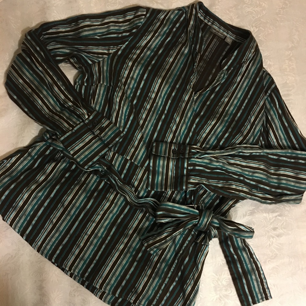 Striped wrap top with bow detail
